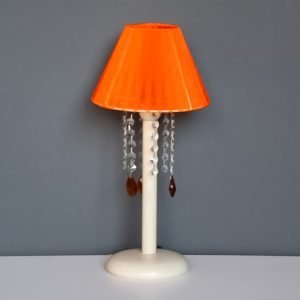 Πορτατίφ με καπέλο σε εκρού απόχρωση