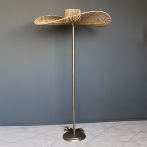 Επιδαπέδιο φωτιστικό σχήμα καπέλο με σχοινιά