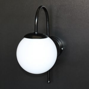 Απλίκα τοίχου με όπαλ γυαλί και σκελετός σε μαύρη απόχρωση