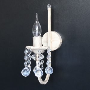 Απλίκα τοίχου με κρύσταλλα σε εκρού απόχρωση
